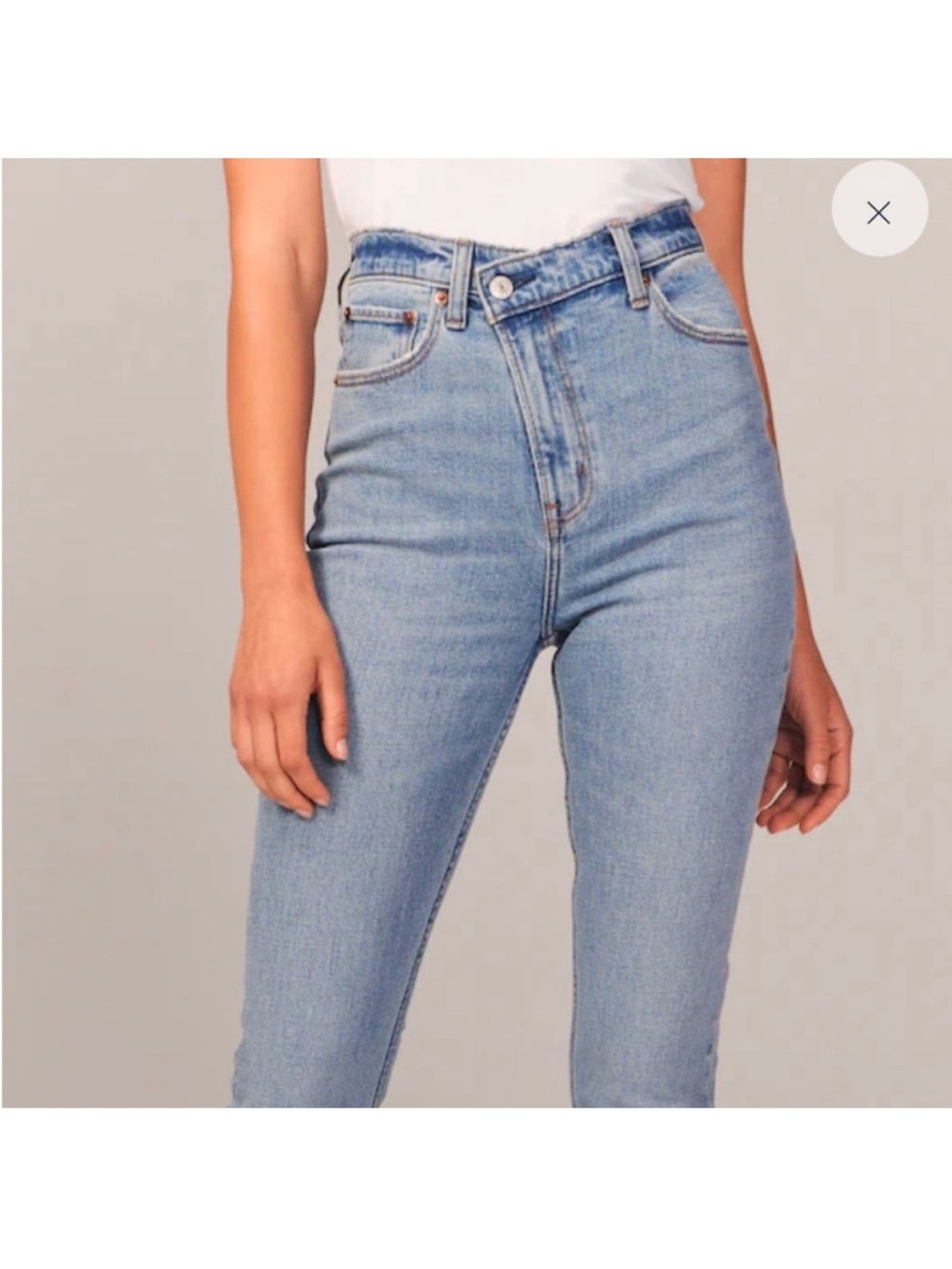 Abercrombie and Fitch 90’s Slim Straight Ultra High Rise Jeans
